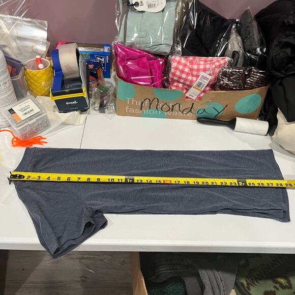 Tek Gear Navy Blue Gym Moisture Wicking Tshirt Womens Size Small Workout - Picture 6 of 6